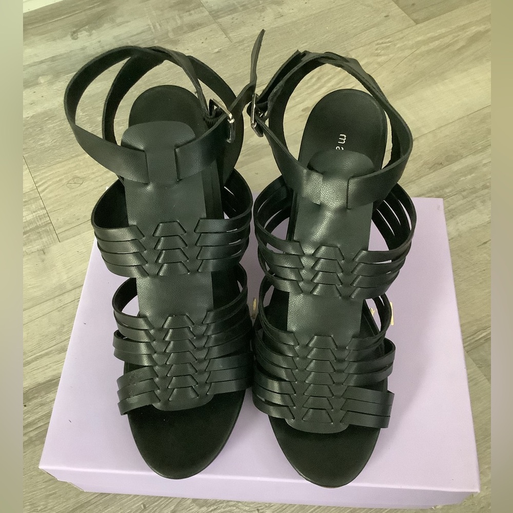 Madden Girl Reine Black Woven Chunky Heels - Picture 2 of 8